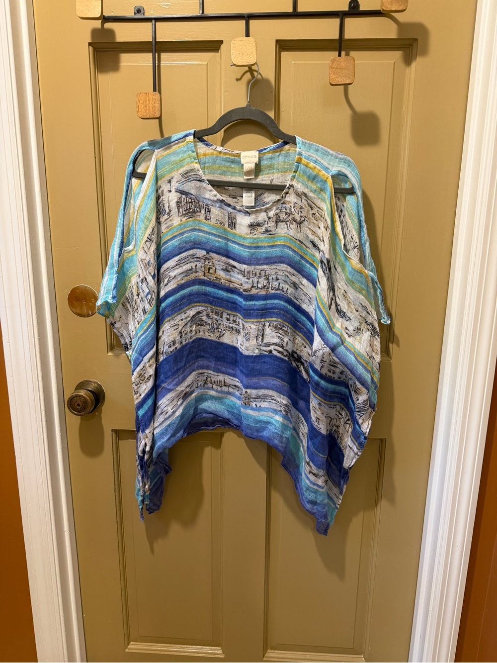 Chico’s beachy cold shoulder 100% linen poncho type top